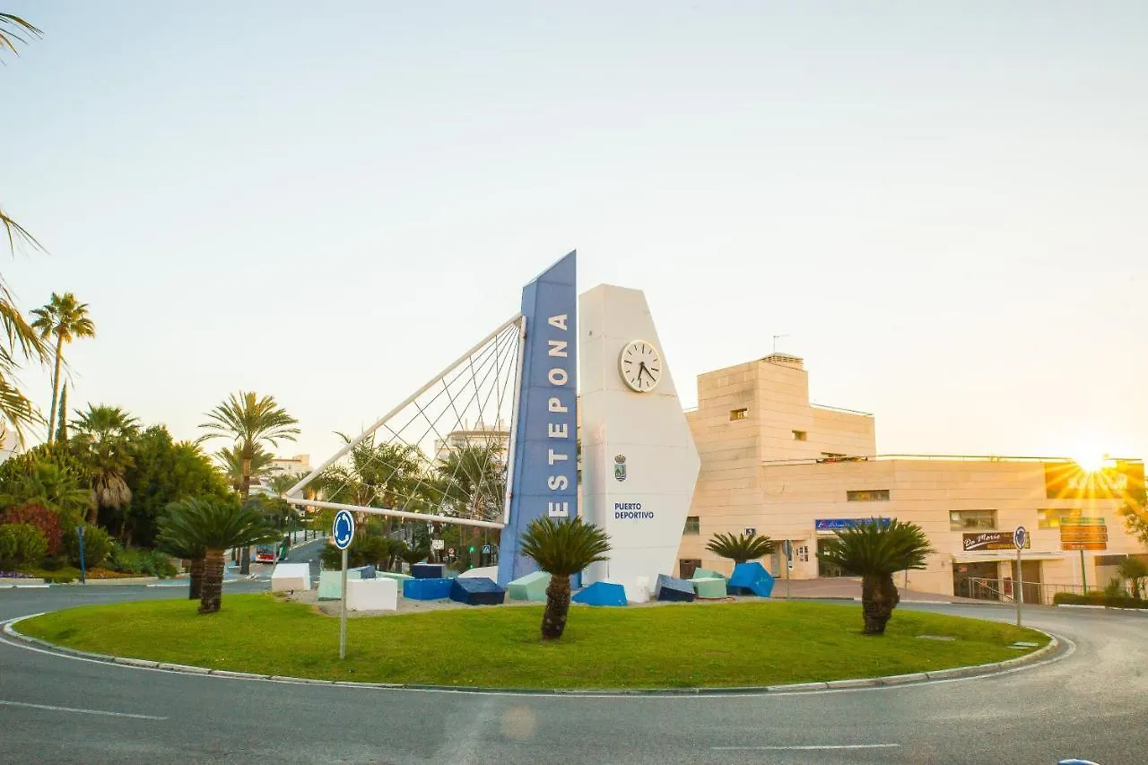 Escape To Estepona Lejlighed