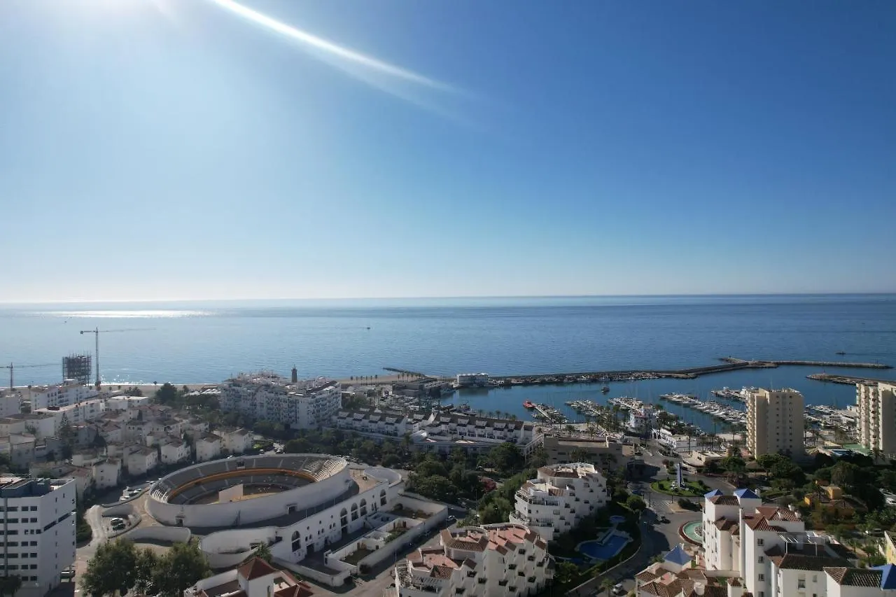 Escape To Estepona Spanien